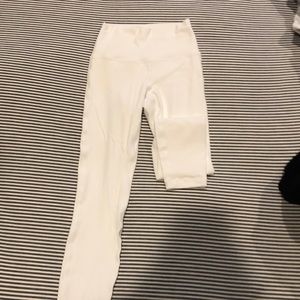 White Lulu Lemon Wunder Under Leggings